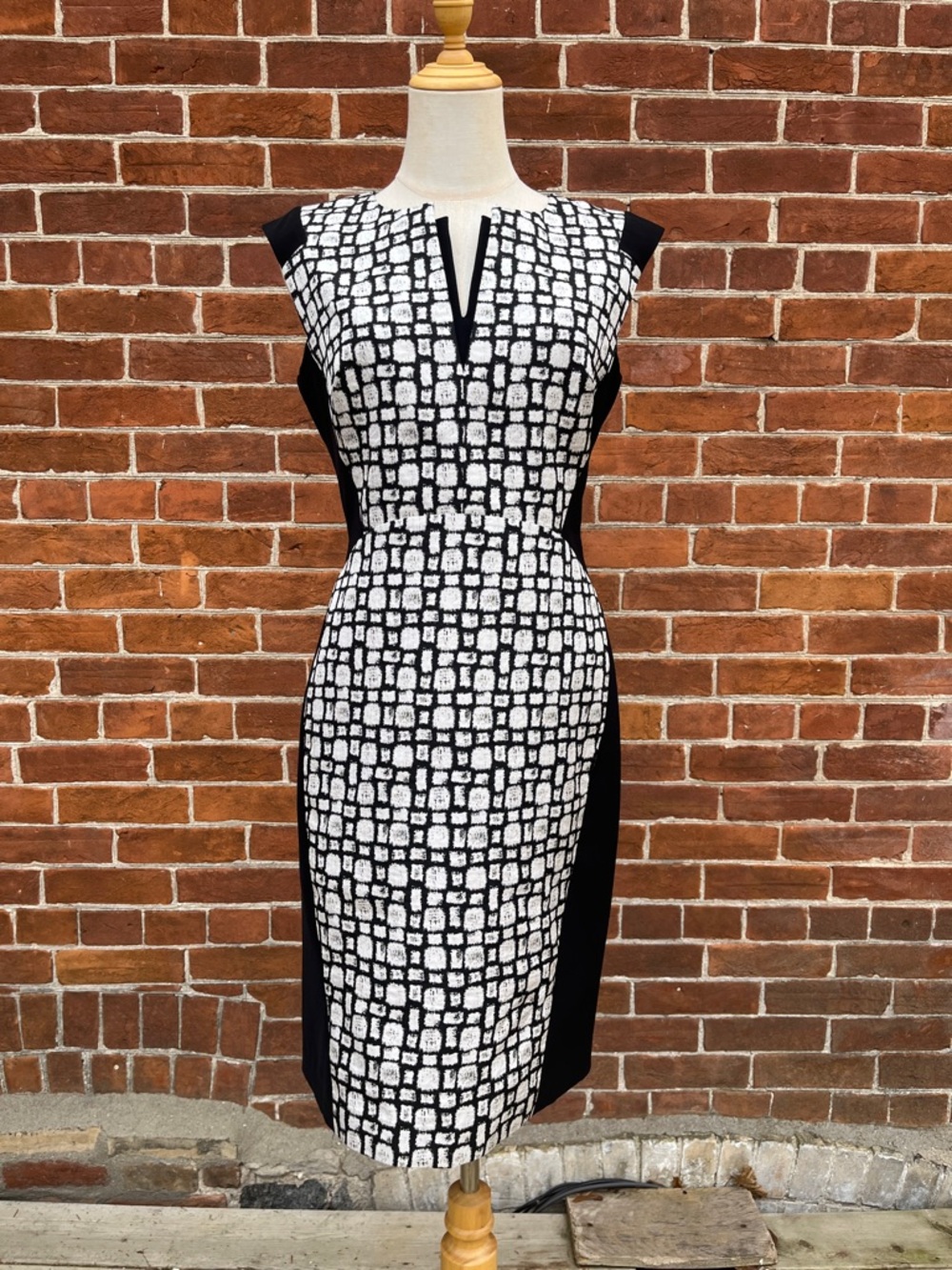 Lafayette 148 Black and White Geometric Midi Dress